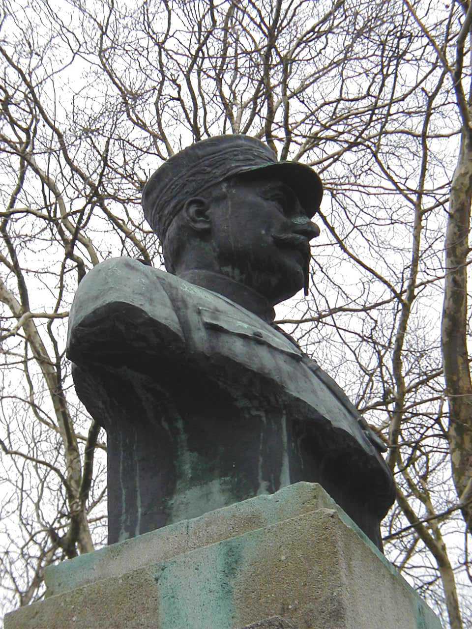 trivardres3a.jpg (196605 octets)